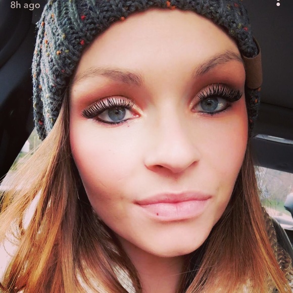 Meet your Posher, Elisha - Picture 1 of 1